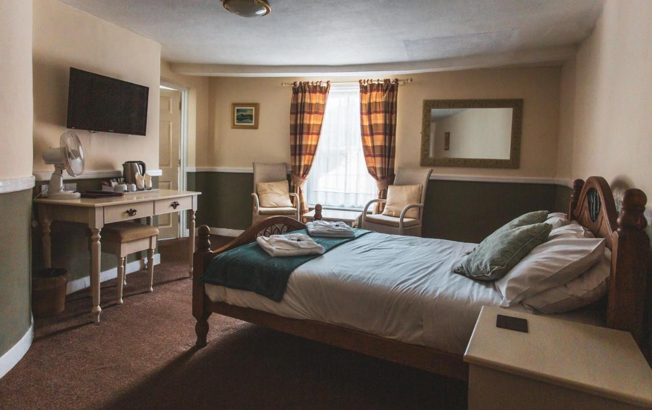 The George Hotel, Dereham ภายนอก รูปภาพ