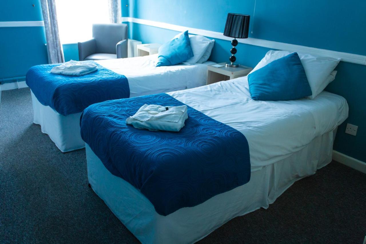 The George Hotel, Dereham ภายนอก รูปภาพ